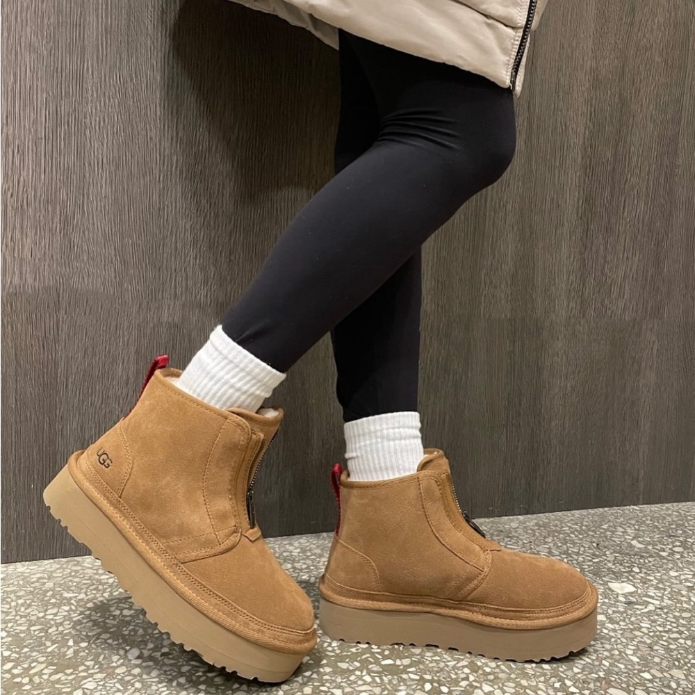 UGG Neumel Platform Zip Boots Booties Shoes NIB